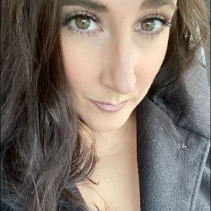 Meet your Posher, Dawn